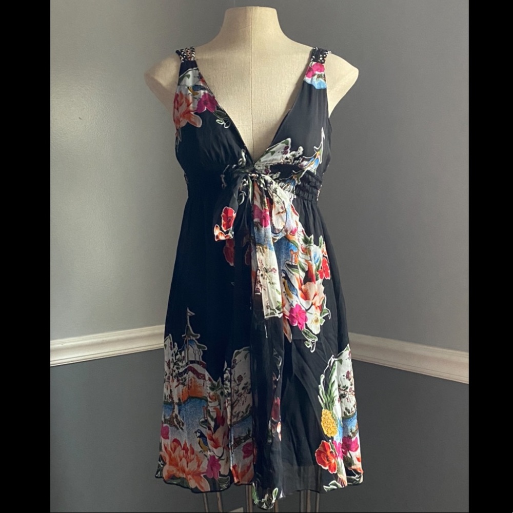 NWOT BOGO FREE FOREVER 21 V-Neck floral dress